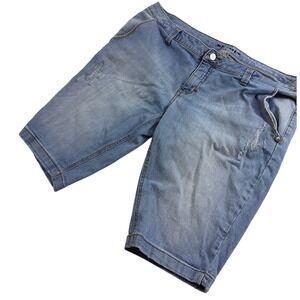 Hydraulic Light Wash Distressed Denim Bermuda Shorts Size 17